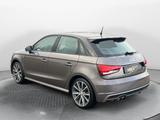 Audi A1 Sportback S-tronic Led Xen Pano Navi - Audi A1: Braun