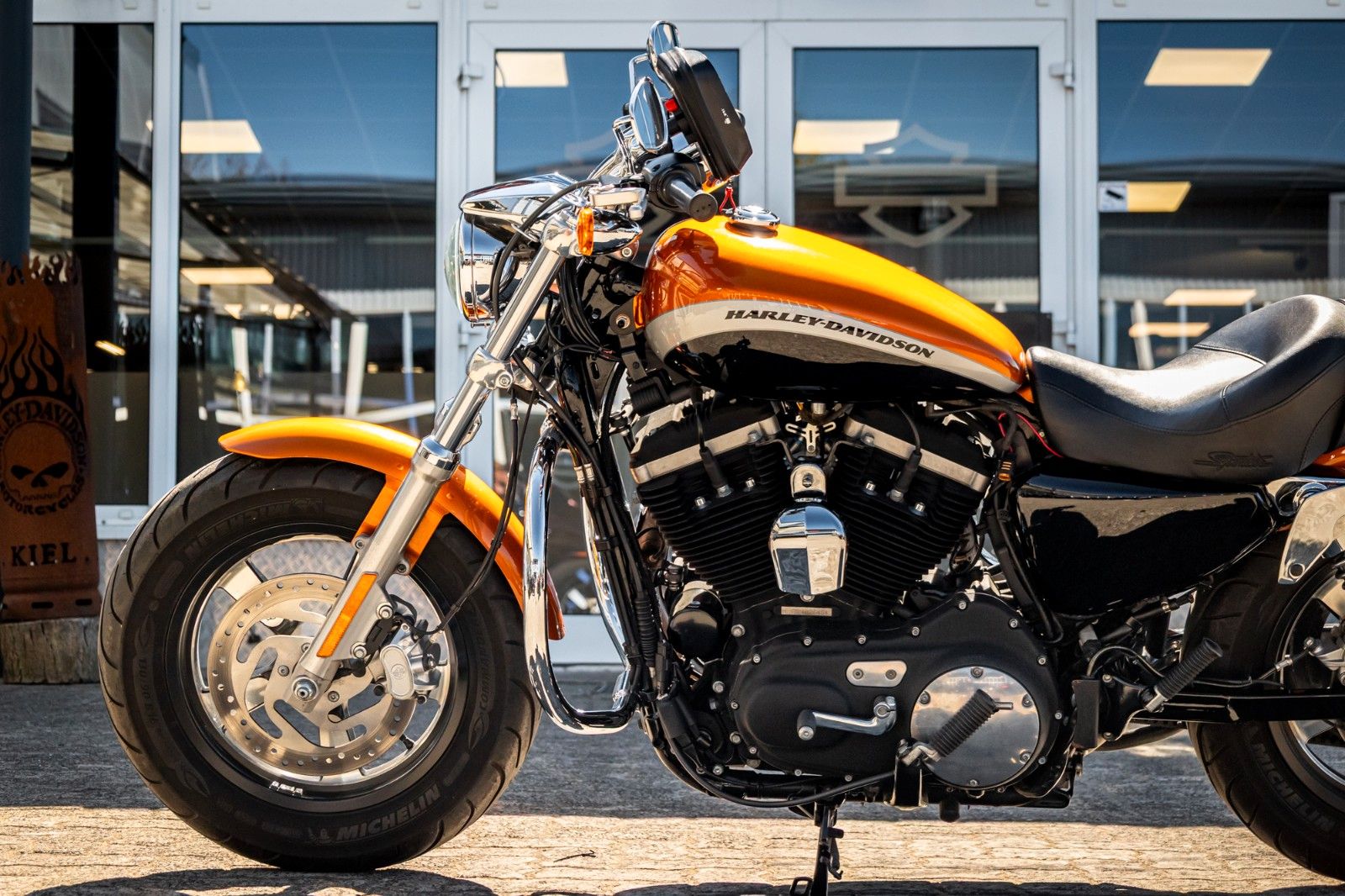 Fahrzeugabbildung Harley-Davidson XL1200CA Sportster Custom