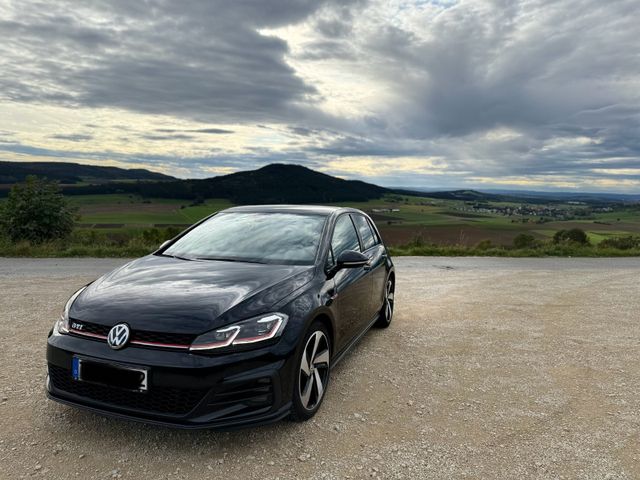 Volkswagen Golf 2.0 TSI DSG GTI GTI