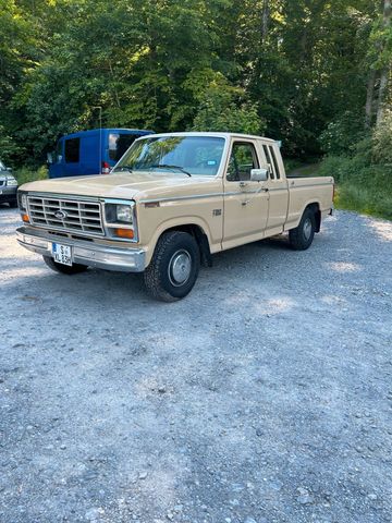 Ford F-150 SuperCab