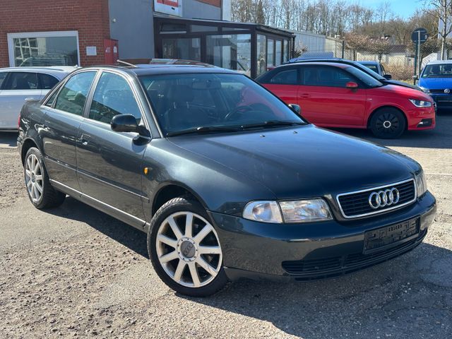 Audi A4 2.4 tiptronic, S-Line, 1A Zustand, TÜV NEU