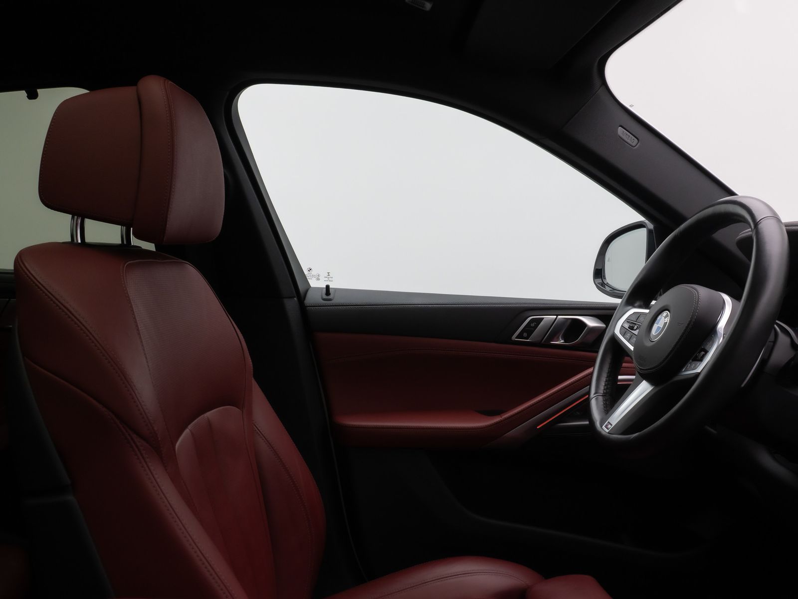 Fahrzeugabbildung BMW X6 xD40d M Sport Panorama 360°Laser HUD DisplKey