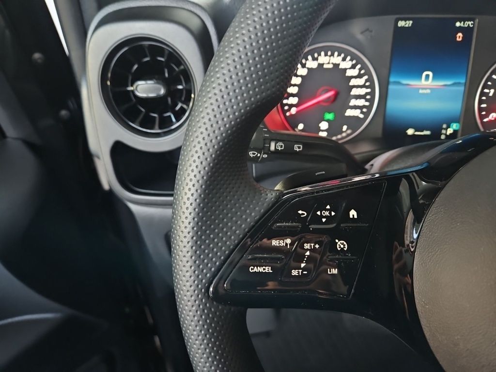 Fahrzeugabbildung Mercedes-Benz Vito 116 Tourer lang 9 Sitze MBUX 2xKlima 2xSHZ