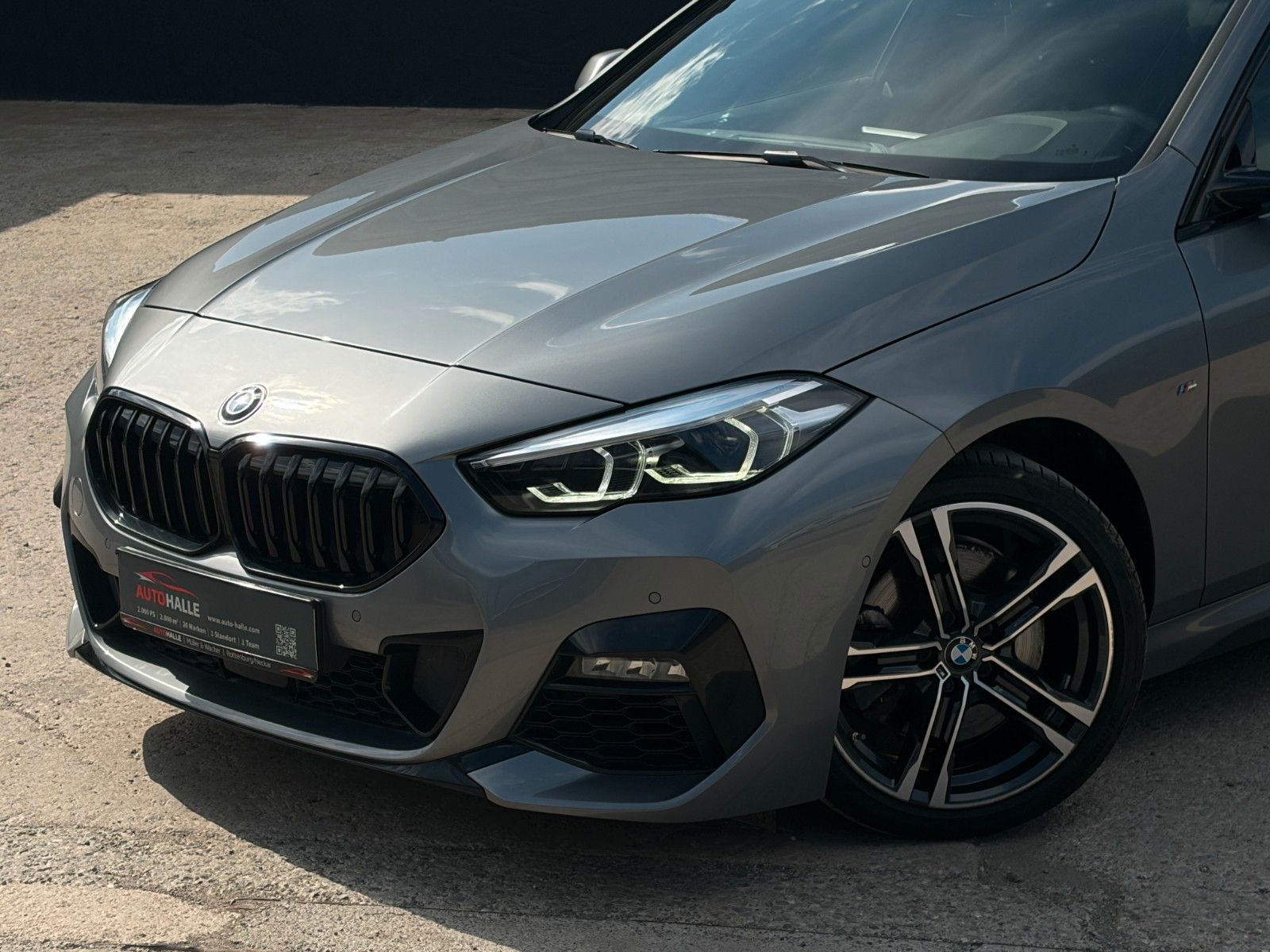 Fahrzeugabbildung BMW 220i Gran Coupé M Sport PANO H&K CAM LHZ CarPlay