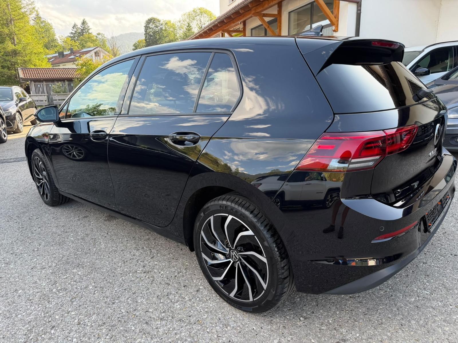 Volkswagen Golf VIII Limousine 2.0Ltr-85kW(116PS) TDI Life, миниатюра 18