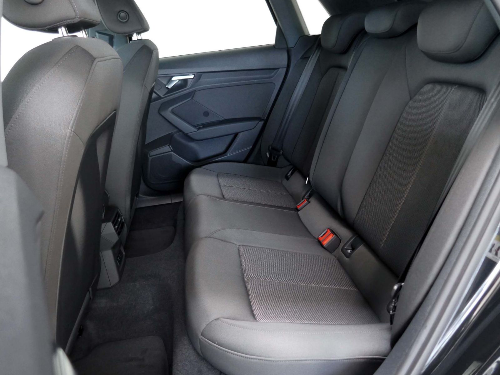 Fahrzeugabbildung Audi A3 35 Spb. advanced 2.0 TDI | LED RFK Navi