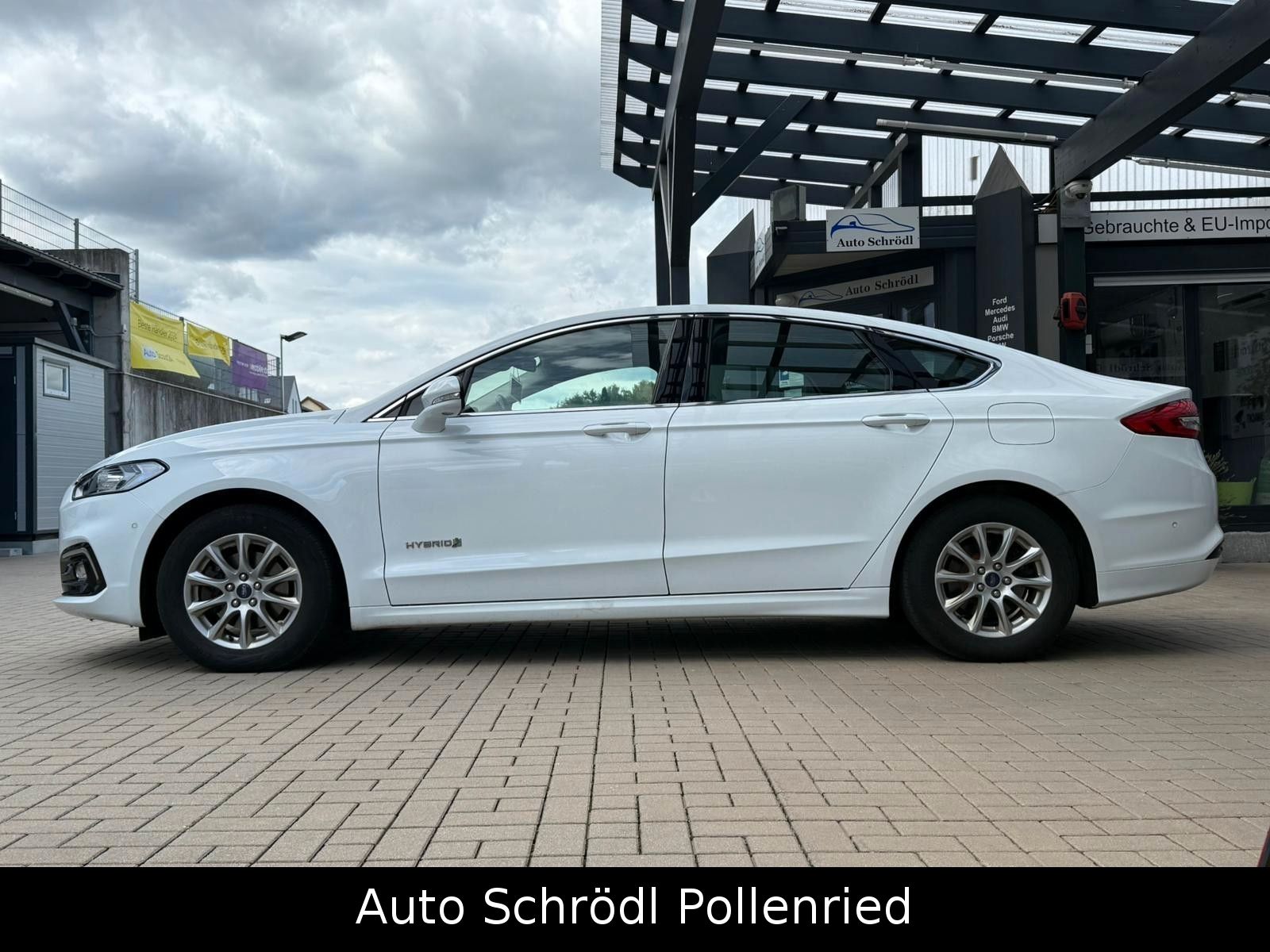 Ford Mondeo Lim. 2.0 FHEV Aut. Hybrid, Navi, KeyFree imagem 3