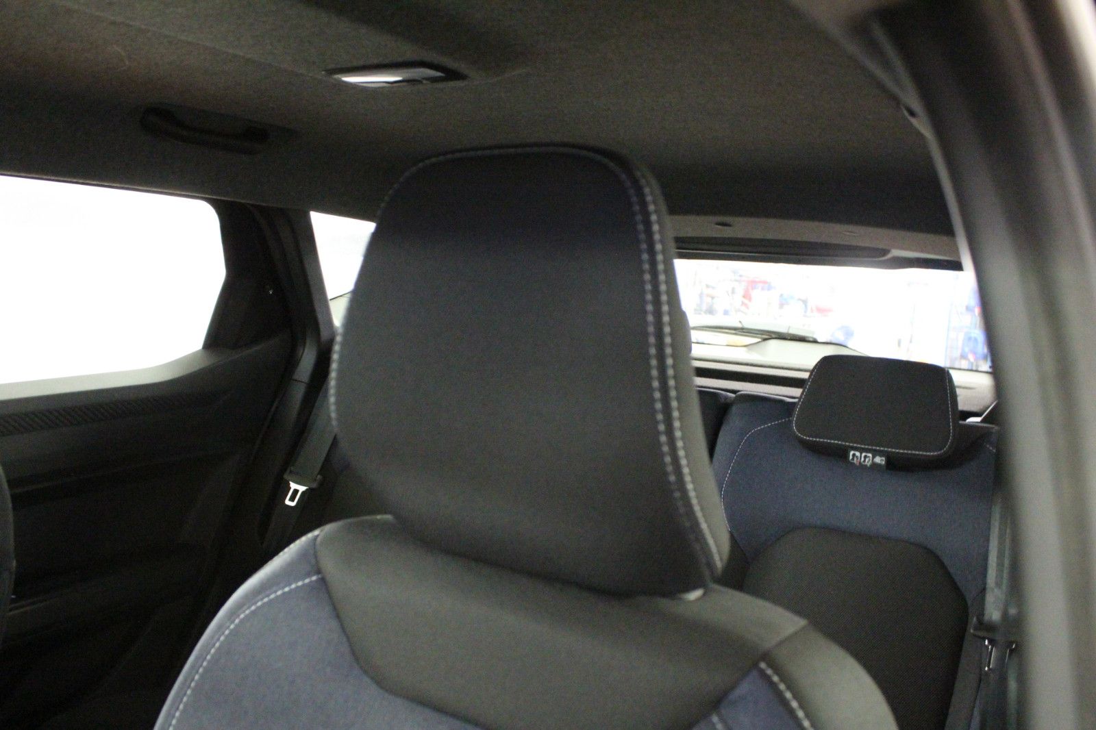 Fahrzeugabbildung Dacia Duster mild hybrid 140 Expression*Winterp.*MY 26