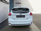 Ford Focus 2.0 TDCI Titanium ST-Line*Xeno*2JGarantie* - Ford Focus: Tdci 2l