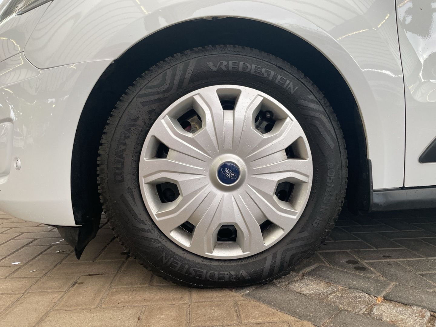 Fahrzeugabbildung Ford Transit Connect Kasten lang Trend 1.5 EcoBlue 12