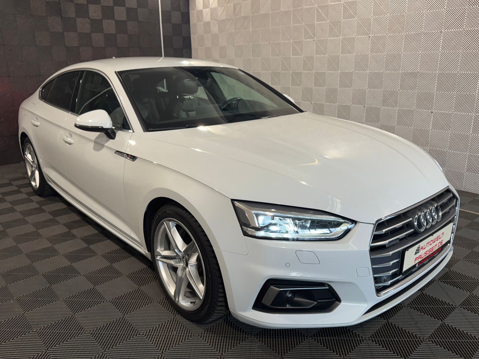 Gebrauchtwagen Audi A5 A5 SB 3.0TDI QU*S-LINE*MATRIX-ACC-R.KAM-NAVI-18" in Horb am Neckar