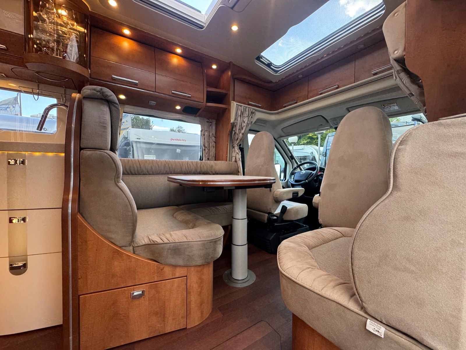 Fahrzeugabbildung Carthago CHIC C-LINE T 4.9 LE 9GT AUTOMATIK DUCATO MAXI