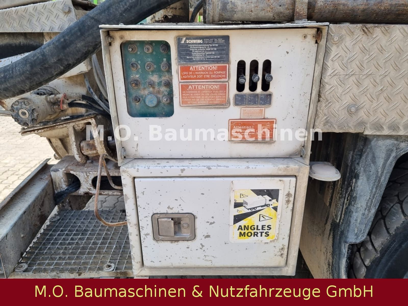 Fahrzeugabbildung Mercedes-Benz Actros 3241 Betonmischer+ Schwing Setter Pumpe
