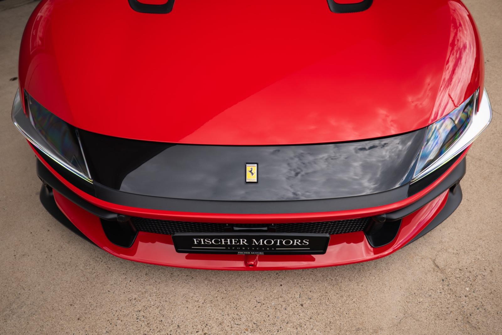 Ferrari LIFT/CARBON/RACING SEATS/ACC