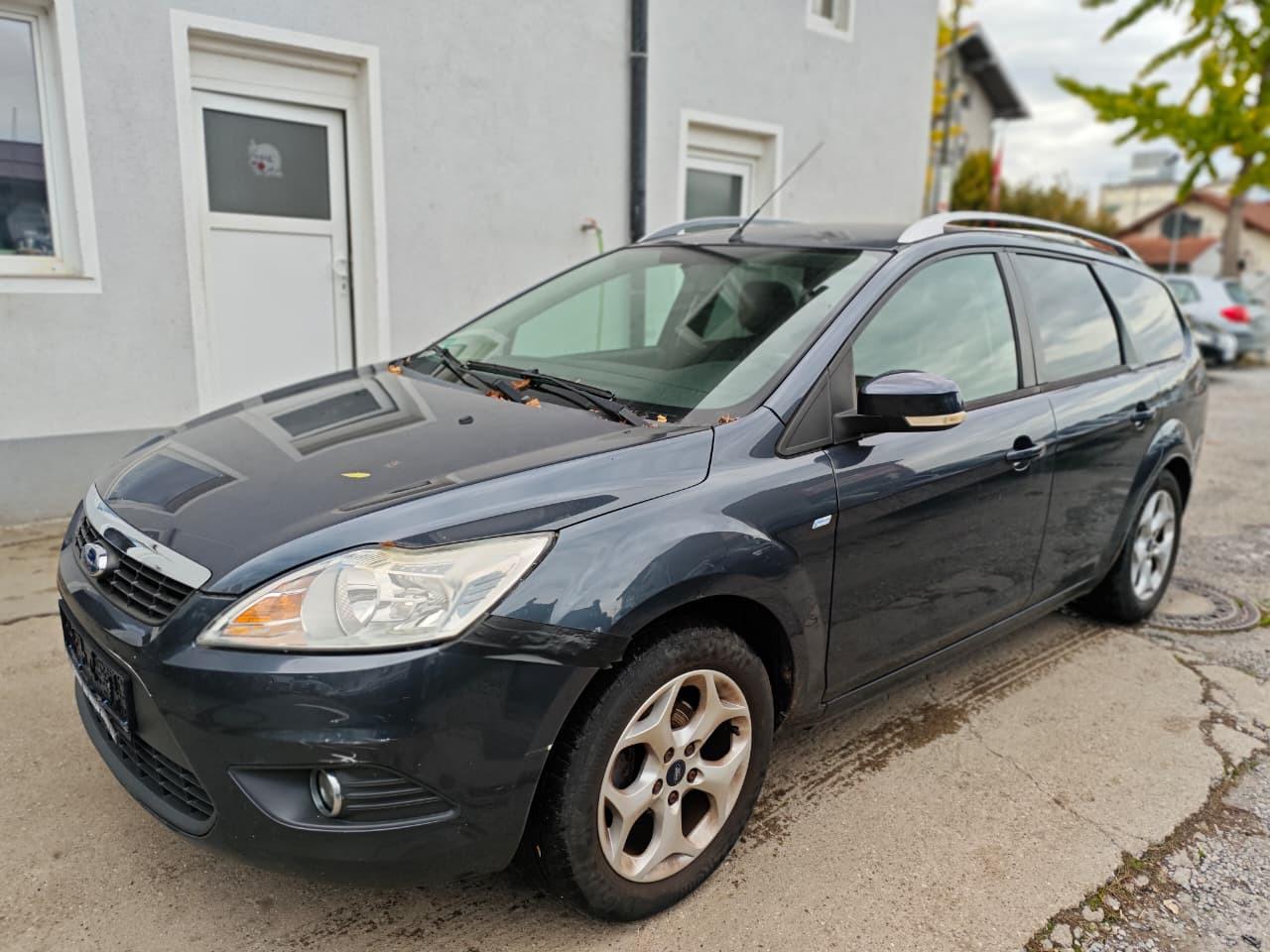 Ford Focus 2011 — photo 5
