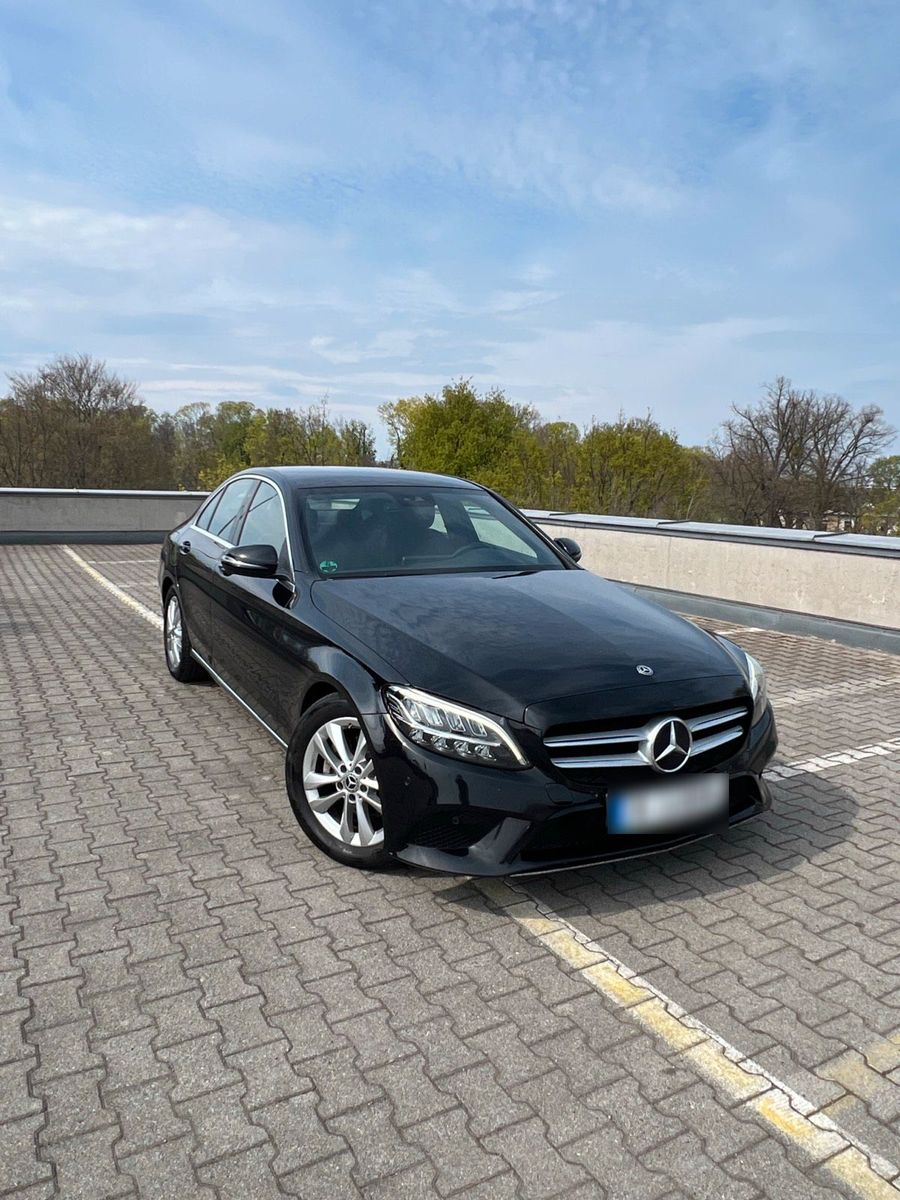 MERCEDES-BENZ Mercedes Benz C220d Avantgarde 9gang Autom...