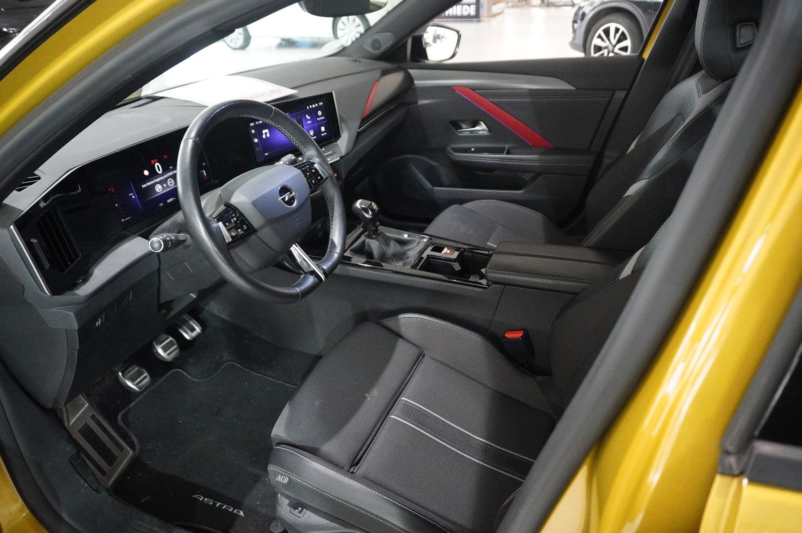 Fahrzeugabbildung Opel Astra L Lim. 1.2T GS SPORT NAVI/LED/360°/VIRT/SH
