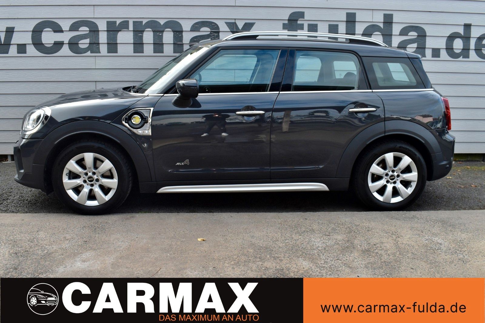 Fahrzeugabbildung MINI Cooper SE Countryman All4,Leder,Navi,LED,PDC