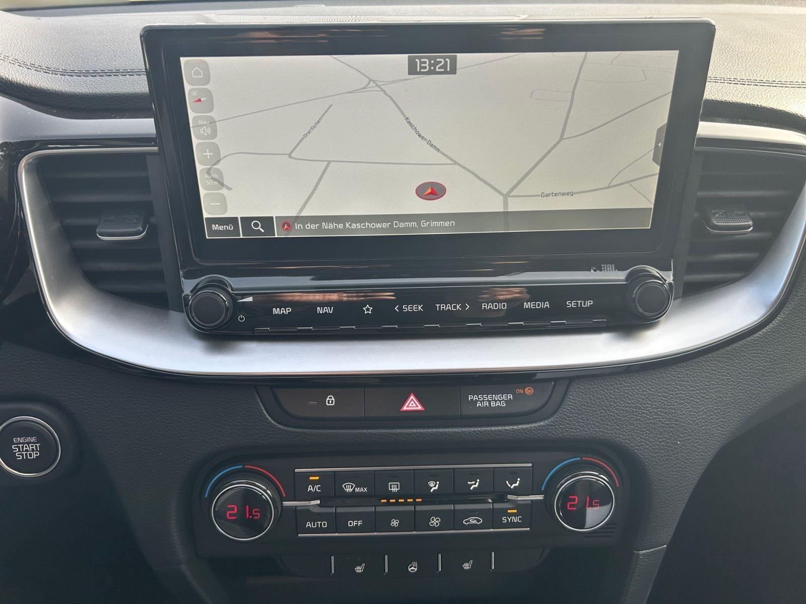 Kia CEED SW 1.0T 48V DCT100 ULTIMATE