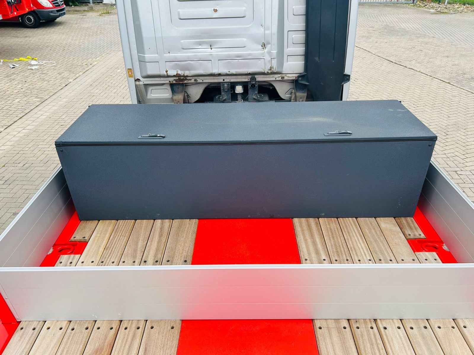 Fahrzeugabbildung Kässbohrer KSLA RJ Mega Jumbo Tieflader mit Radmulden tele
