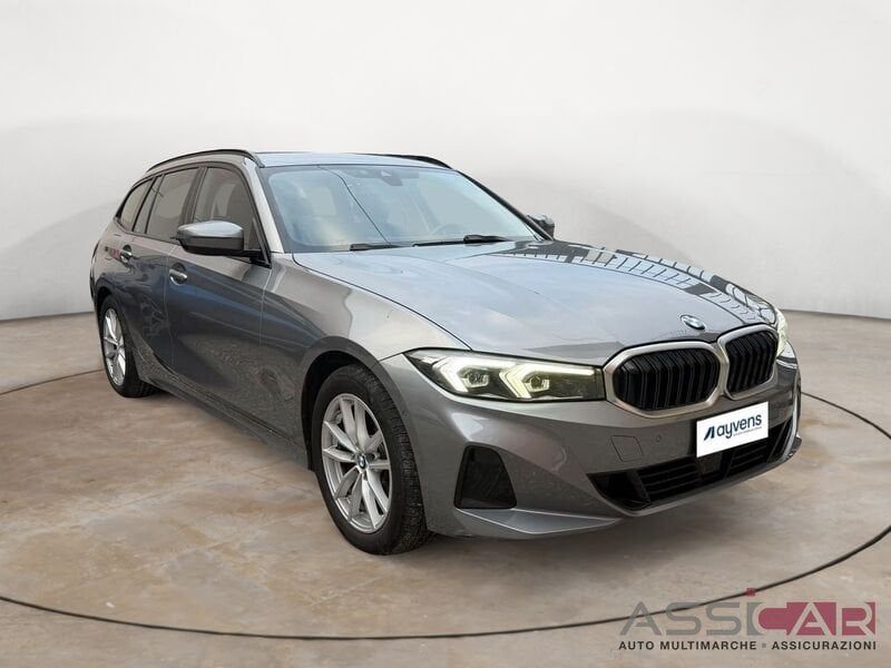 Image of BMW 320