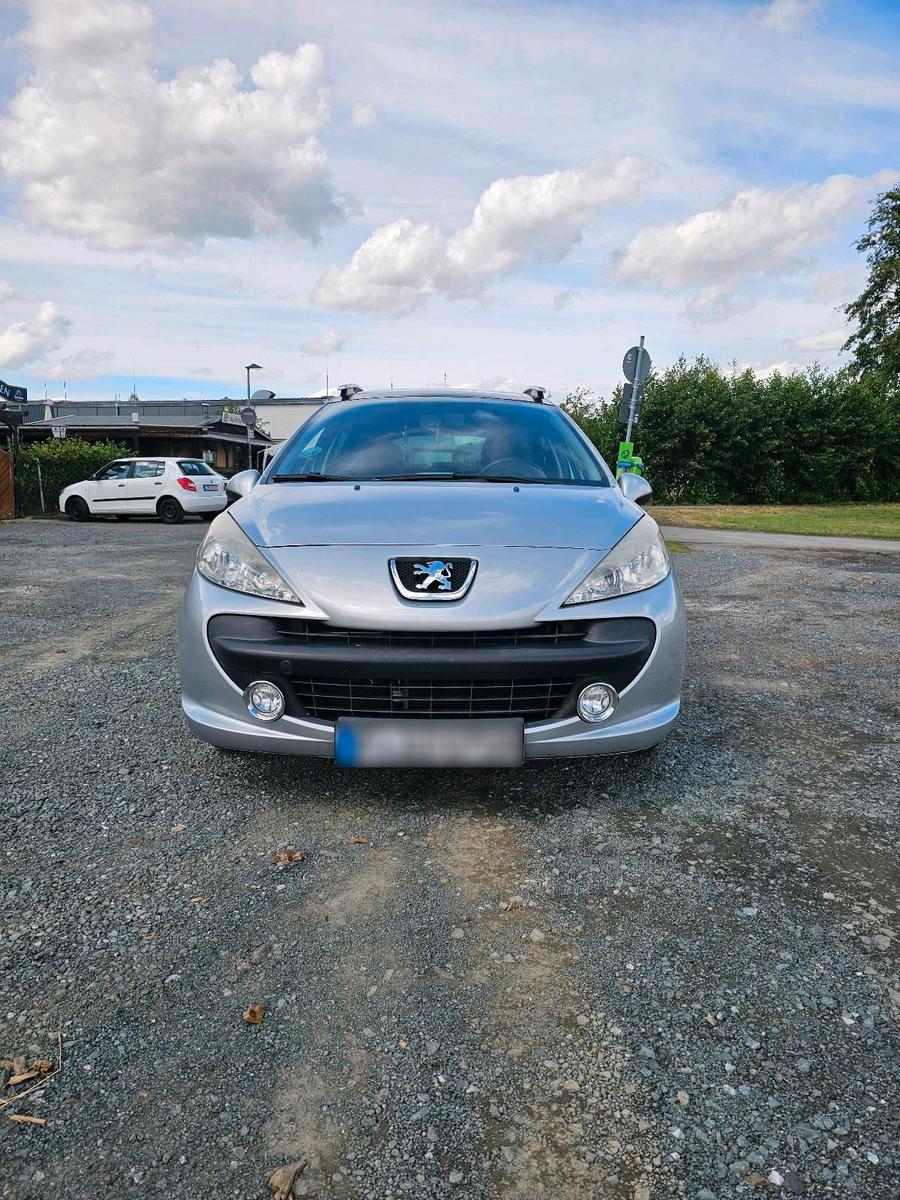 Peugeot 207 2011 — engine 75 HP (55kW)