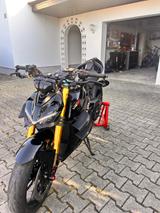 Ducati Streetfighter V4S
