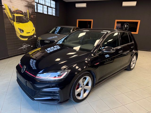 Volkswagen Golf GTI 7.5 Performance 2.0 tsi