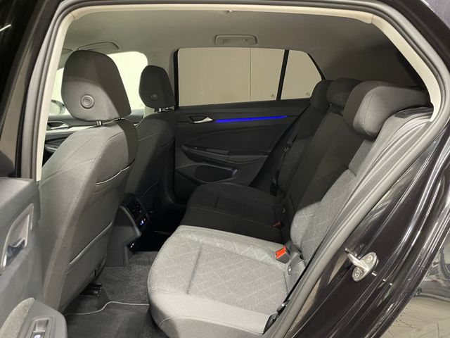 Golf VIII Life 2.0 TDI DSG NAVI MATRIX-LED RFK