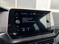 Volkswagen T-Cross 1.5 TSI DSG R-Line KAM AHK MATRIX 5JGAR bei Autohaus Landmann & Maier OHG