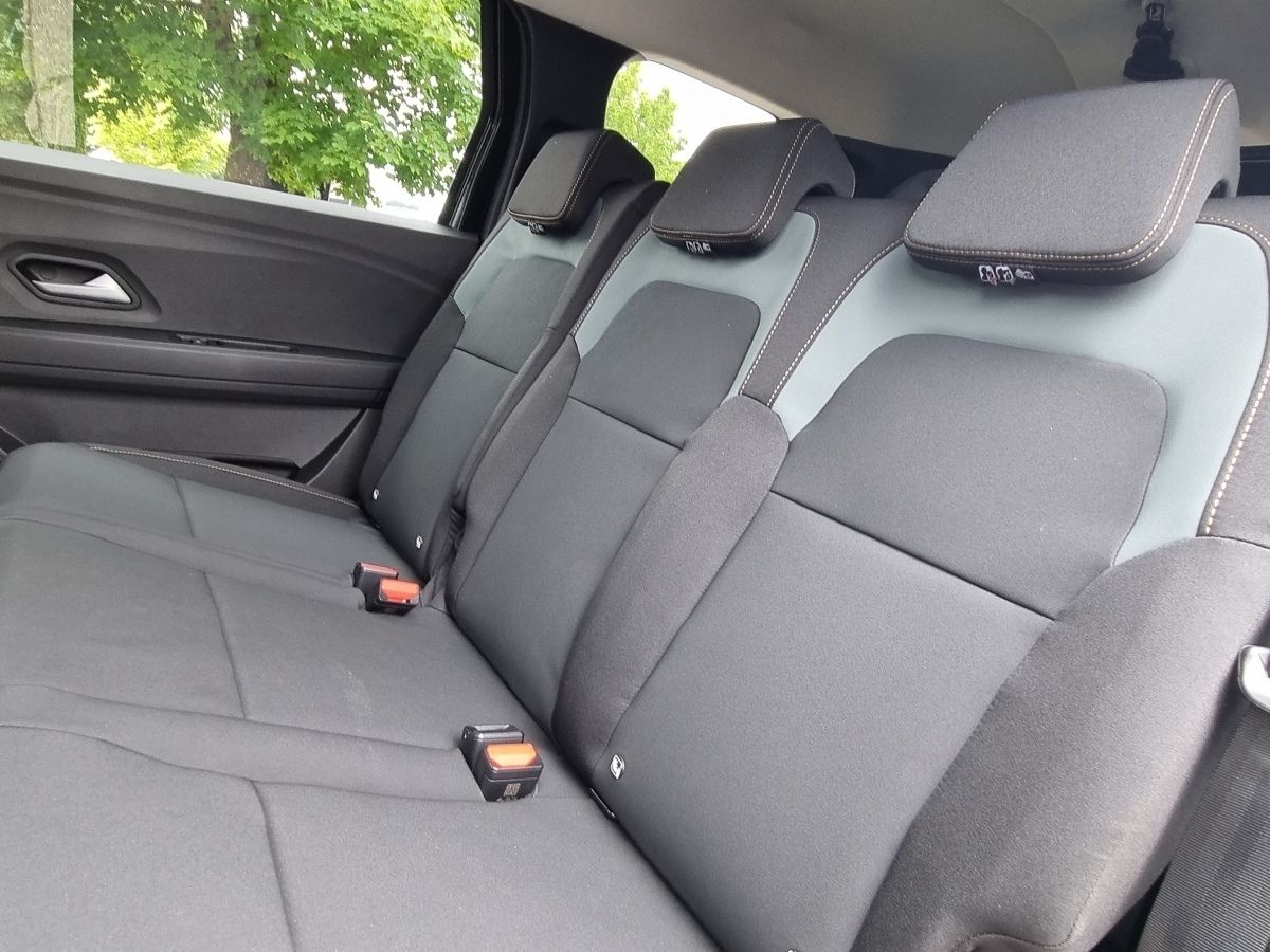 Fahrzeugabbildung Dacia Jogger Extreme TCe 110