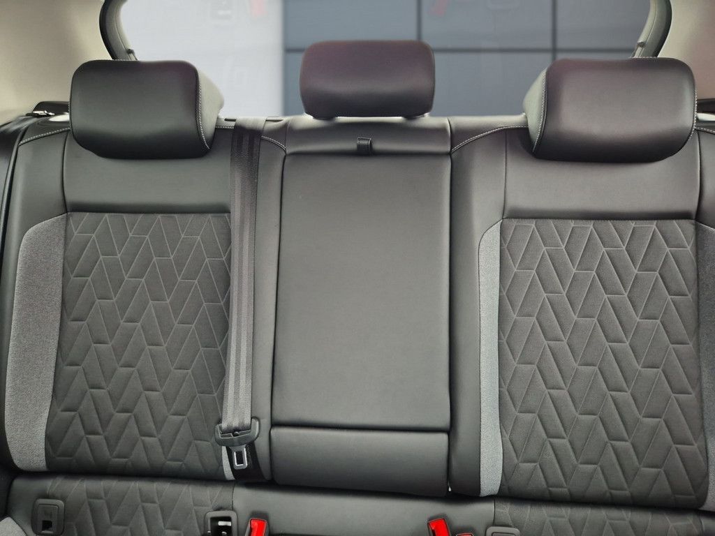 T-Roc 1.5 TSI Goal *DSG*AHK*REAR VIEW*SHZ*PDC*NA
