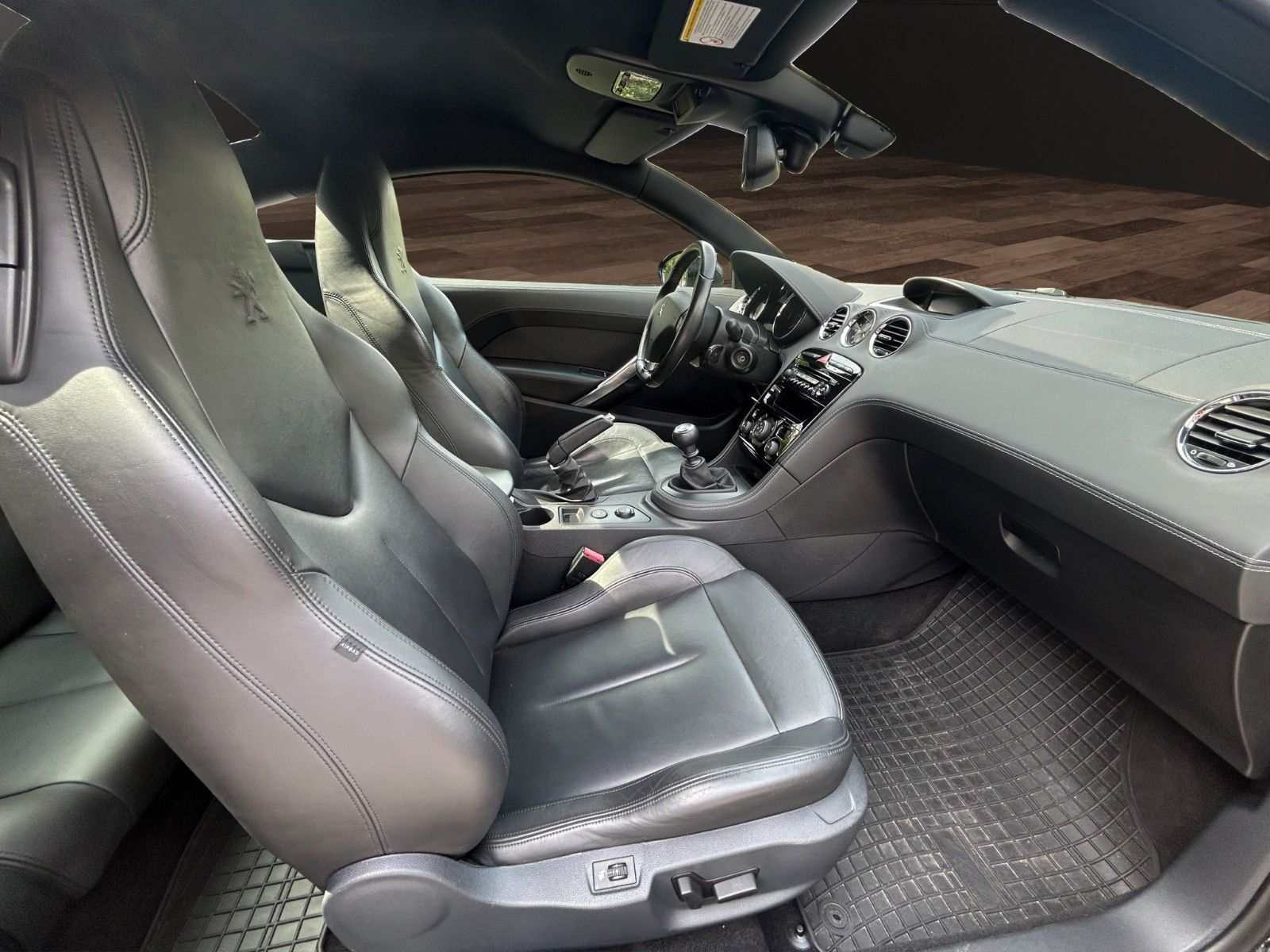 Fahrzeugabbildung Peugeot RCZ 200 Klimaaut/el Ledersitze/Shz/Xenon/