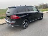 Mercedes-Benz ML 350 BlueTEC 4MATIC  - Mercedes-Benz ML 350: Bluetec