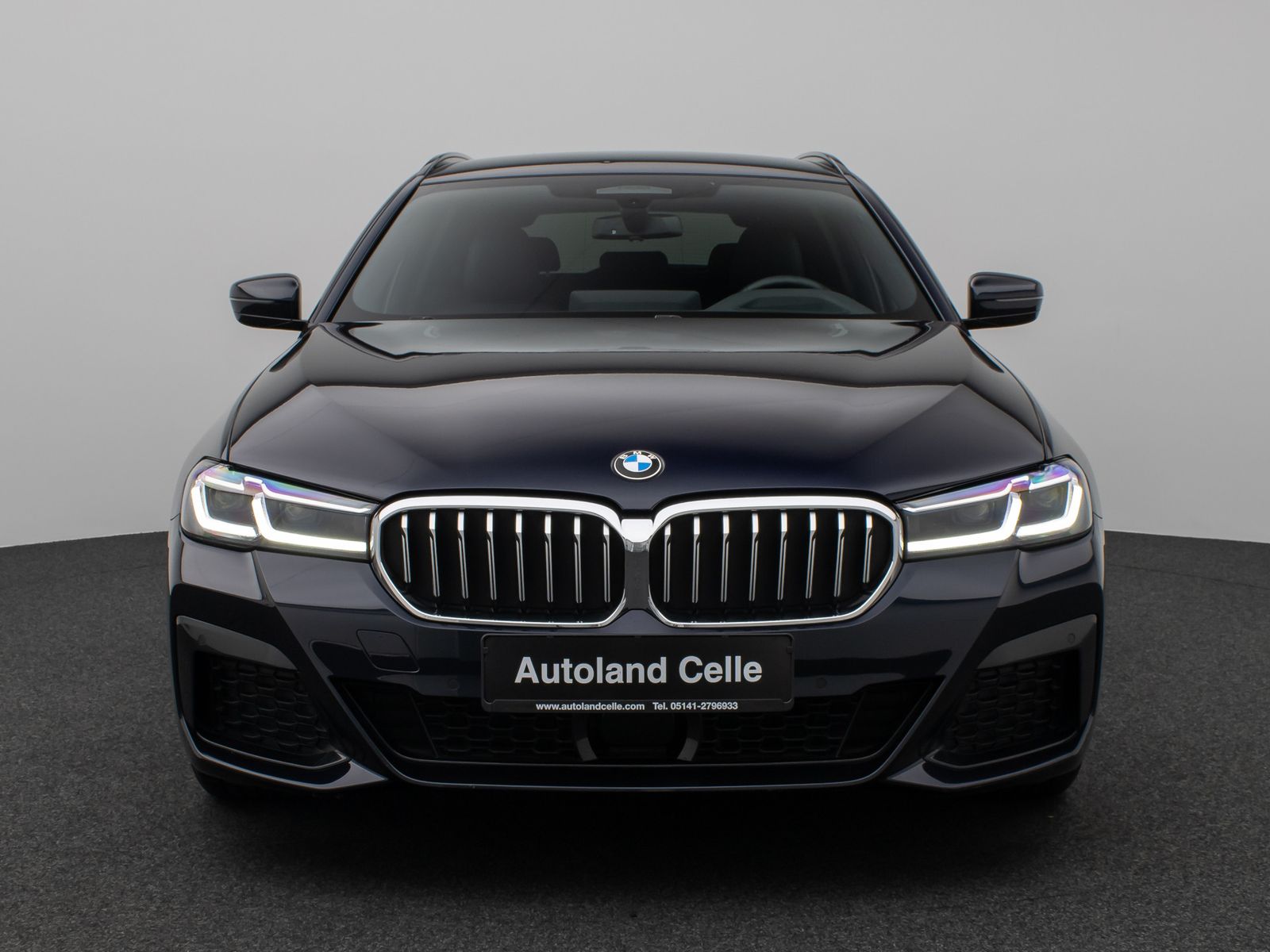 Fahrzeugabbildung BMW 530d xD M Sport Kamera Laser HUD DAB AHK Komfort