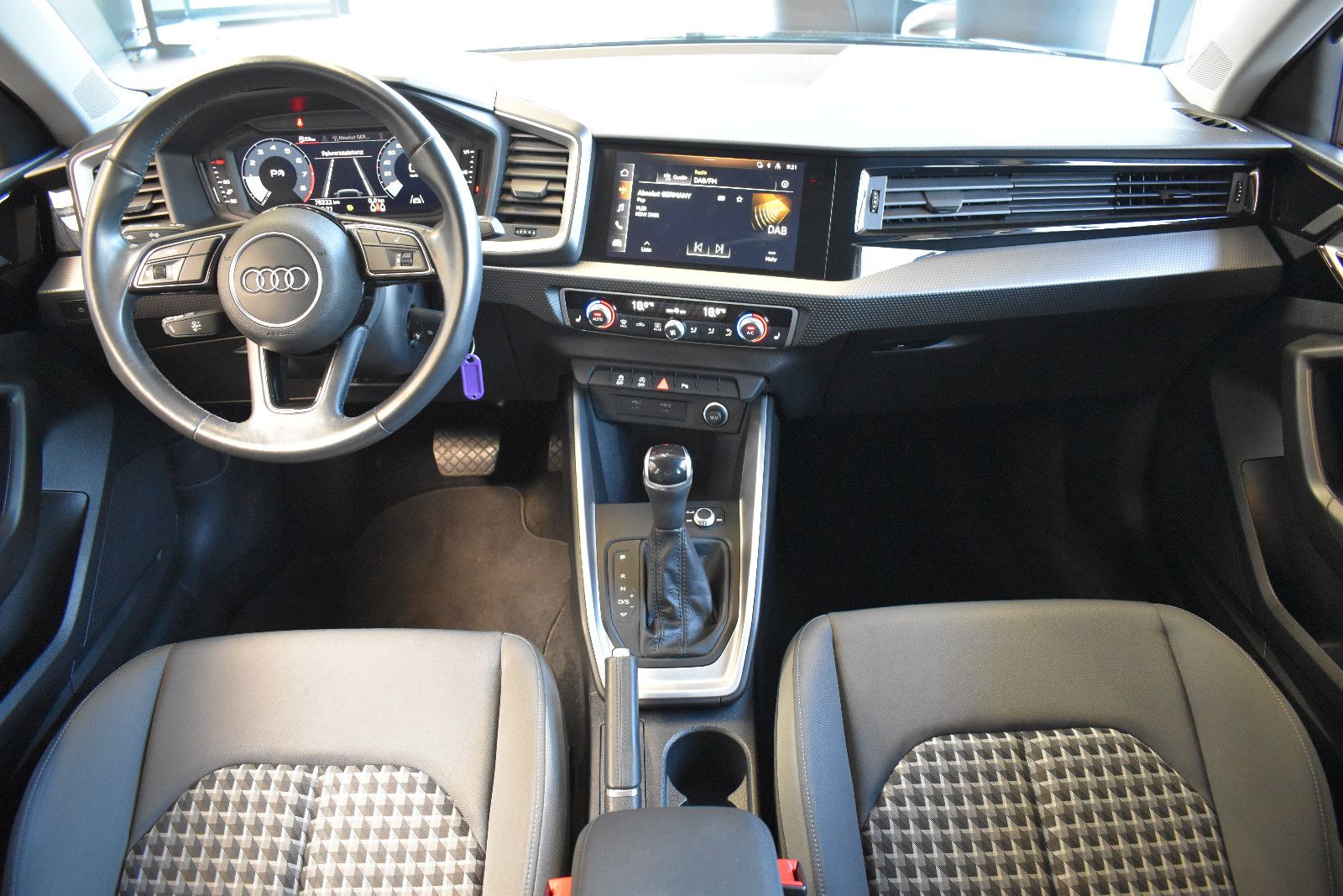 Audi A1 Sportback 25TFSI S-tronic DAB~CarPlay~Virtual imagem 3