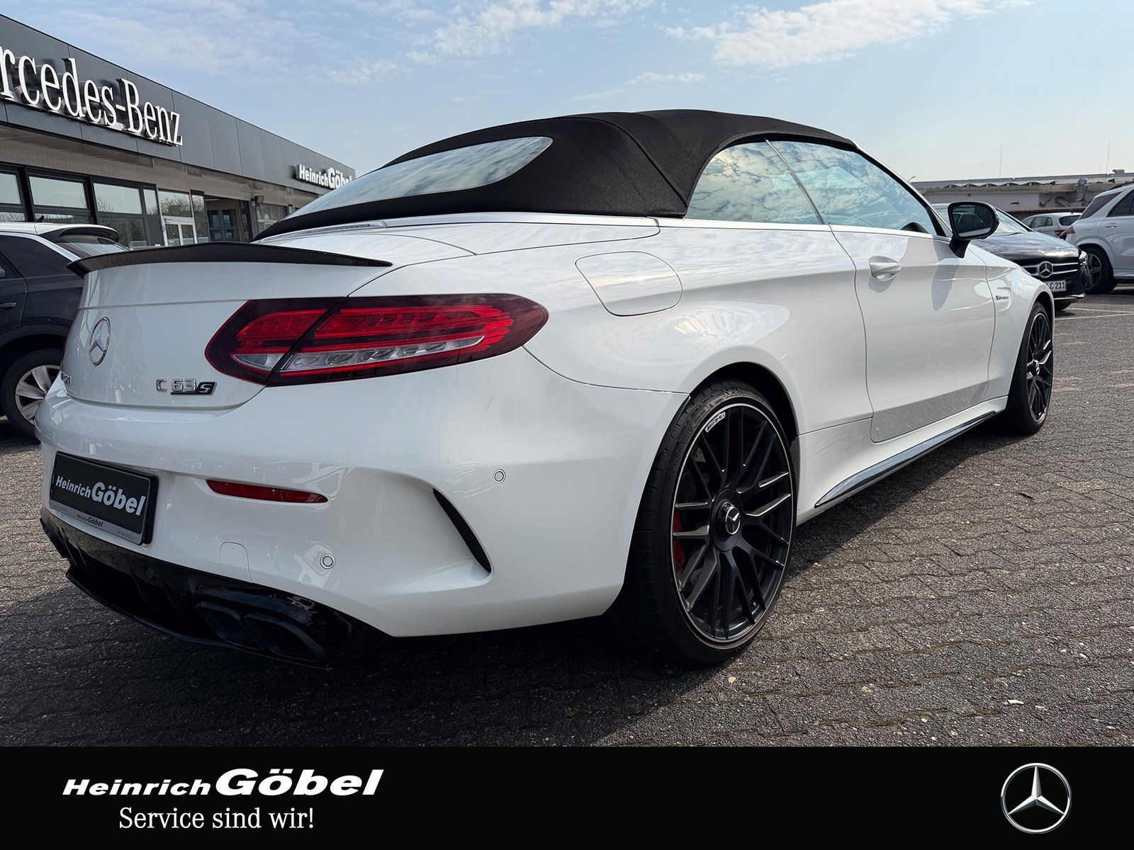 Fahrzeugabbildung Mercedes-Benz C 63 AMG S Burmester Carbon-Paket