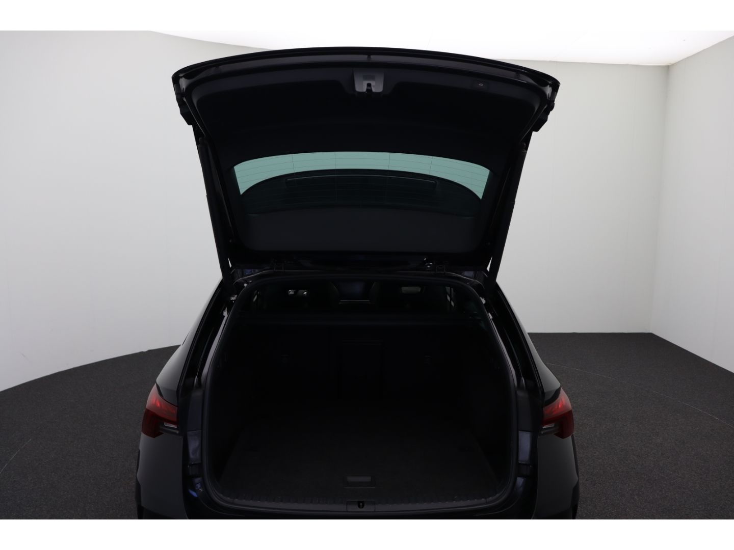 Fahrzeugabbildung SKODA Octavia Combi RS 4x4 AHK Memory ACC Canton Sound