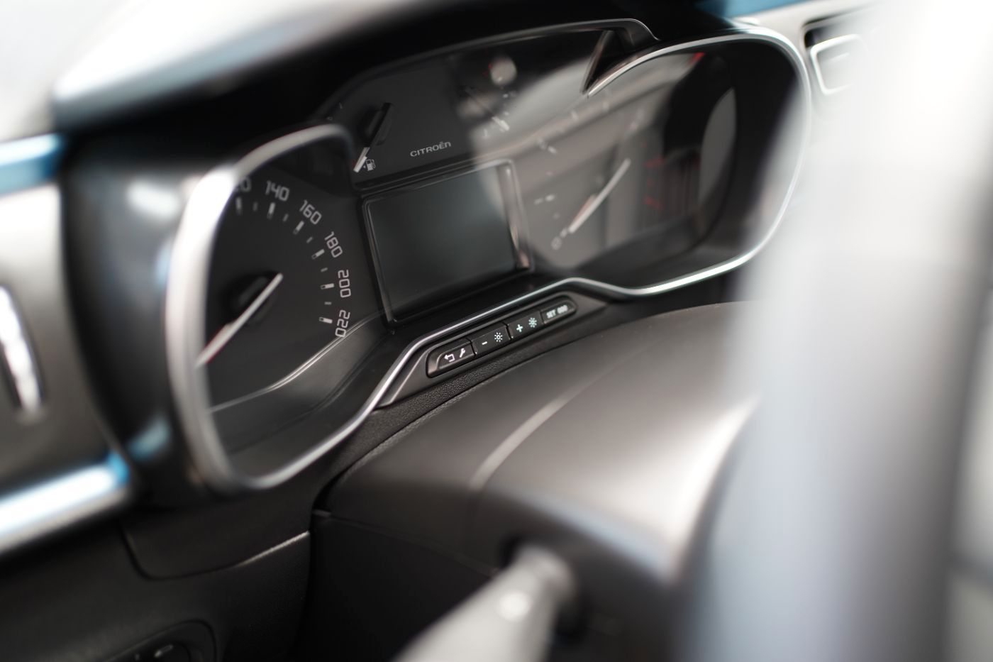 Fahrzeugabbildung Citroën C3 PureTech 110 Elle Klima Navi Sitzheizung