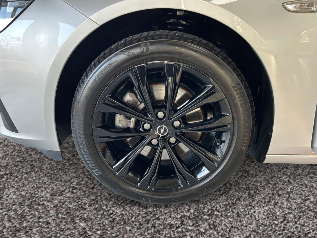 Fahrzeugabbildung Opel Insignia ST 2.0 Diesel Automatik Elegance