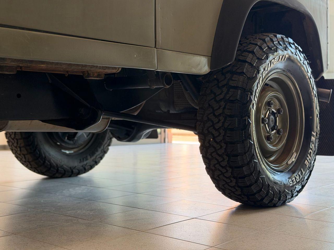 LAND ROVER DEFENDER 90 2.5 TDI 109CH