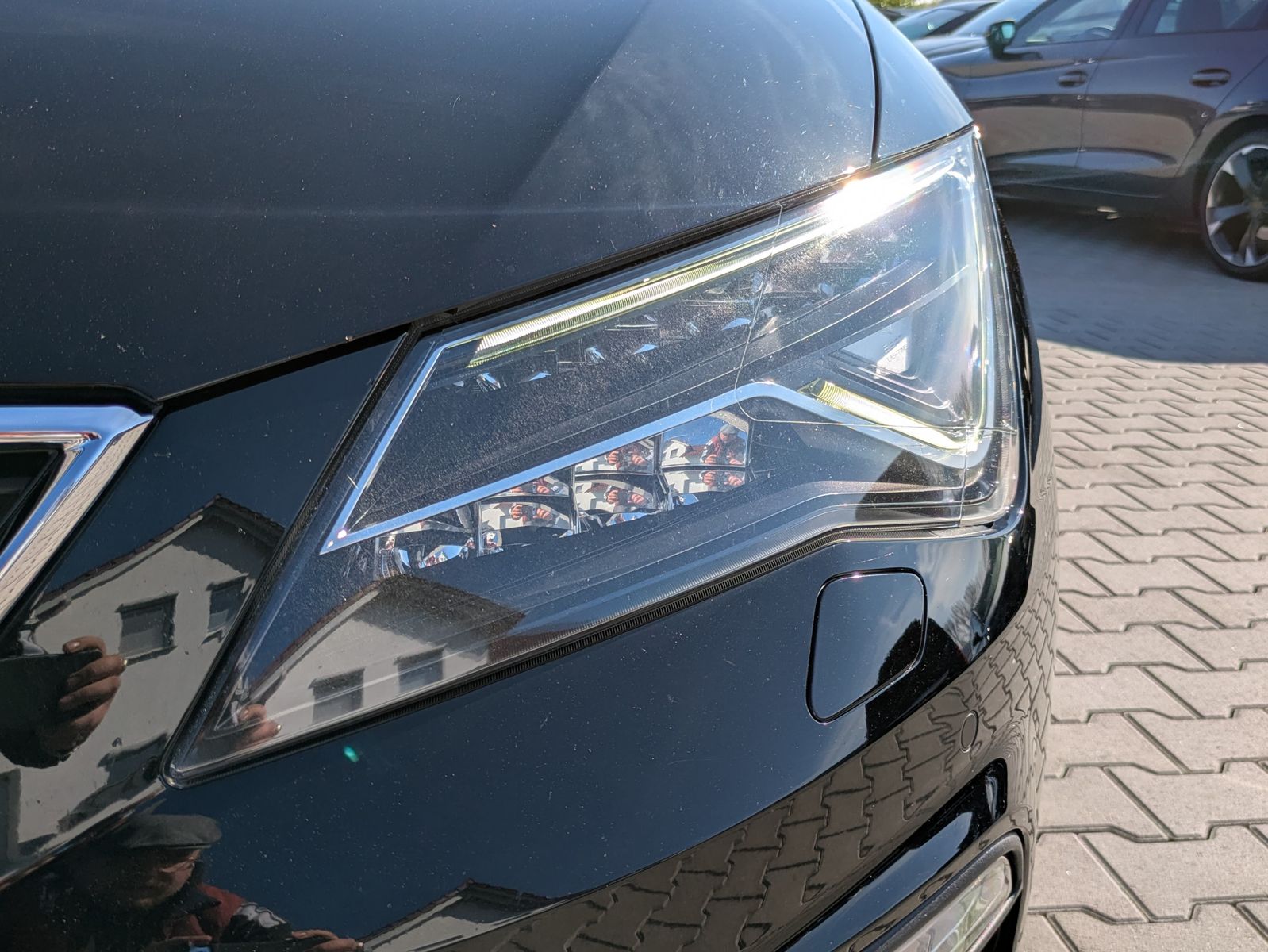 Fahrzeugabbildung SEAT Leon 1.4 TSI FR SCHIEBE-GLAS*KAMERA*LED*DAB*TEMP