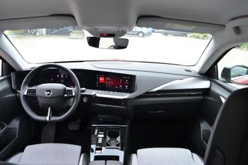 Opel ASTRA L 5TRG. ELEGANCE 1.2 TURBO SS 96KW AT-8