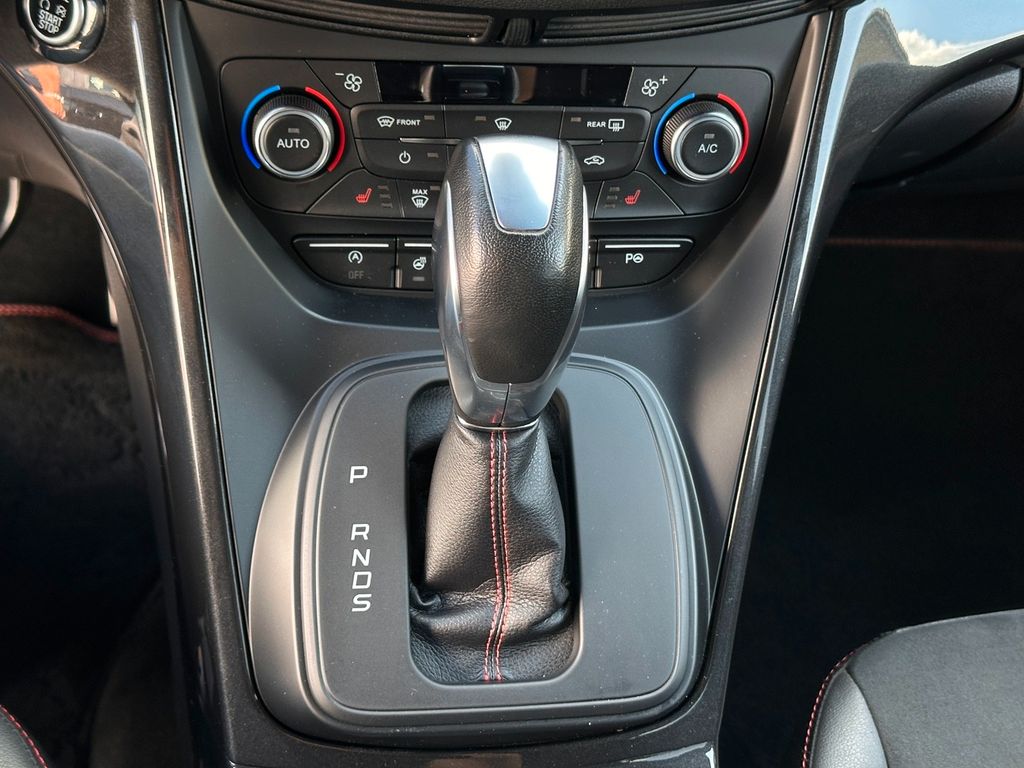 Ford Kuga 2.0 EcoBoost 4x4 ST-Line *ACC*Xenon*beh.Len