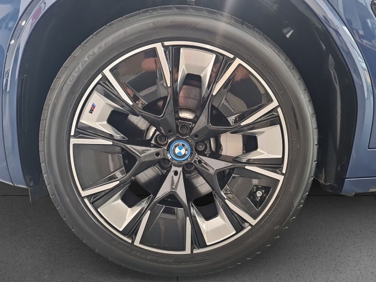 BMW iX3 - Bild 17