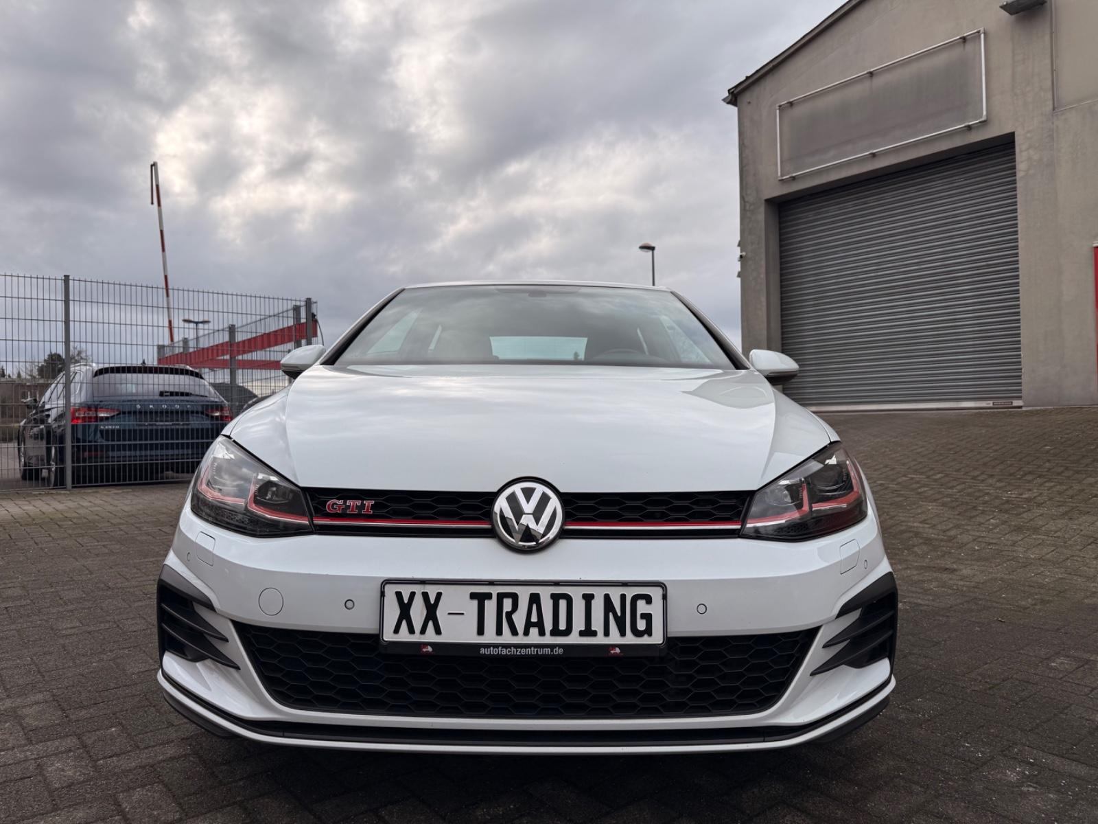 Volkswagen Golf VII Lim. GTI Performance BMT/Start-Stopp