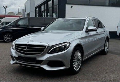Image of Mercedes-Benz C 220