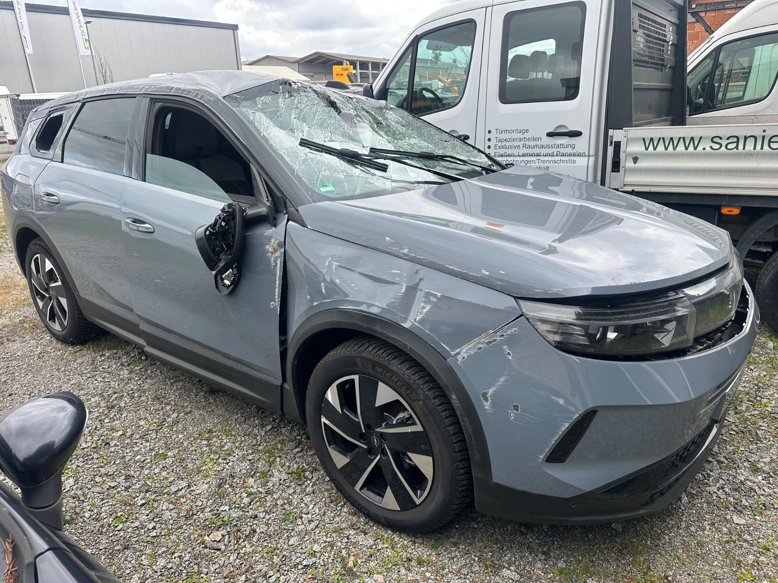 Opel Grandland B GS 1.2 hybrid