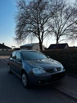 Volkswagen Golf 5, 1,4*75 PS - Volkswagen Golf: 75ps