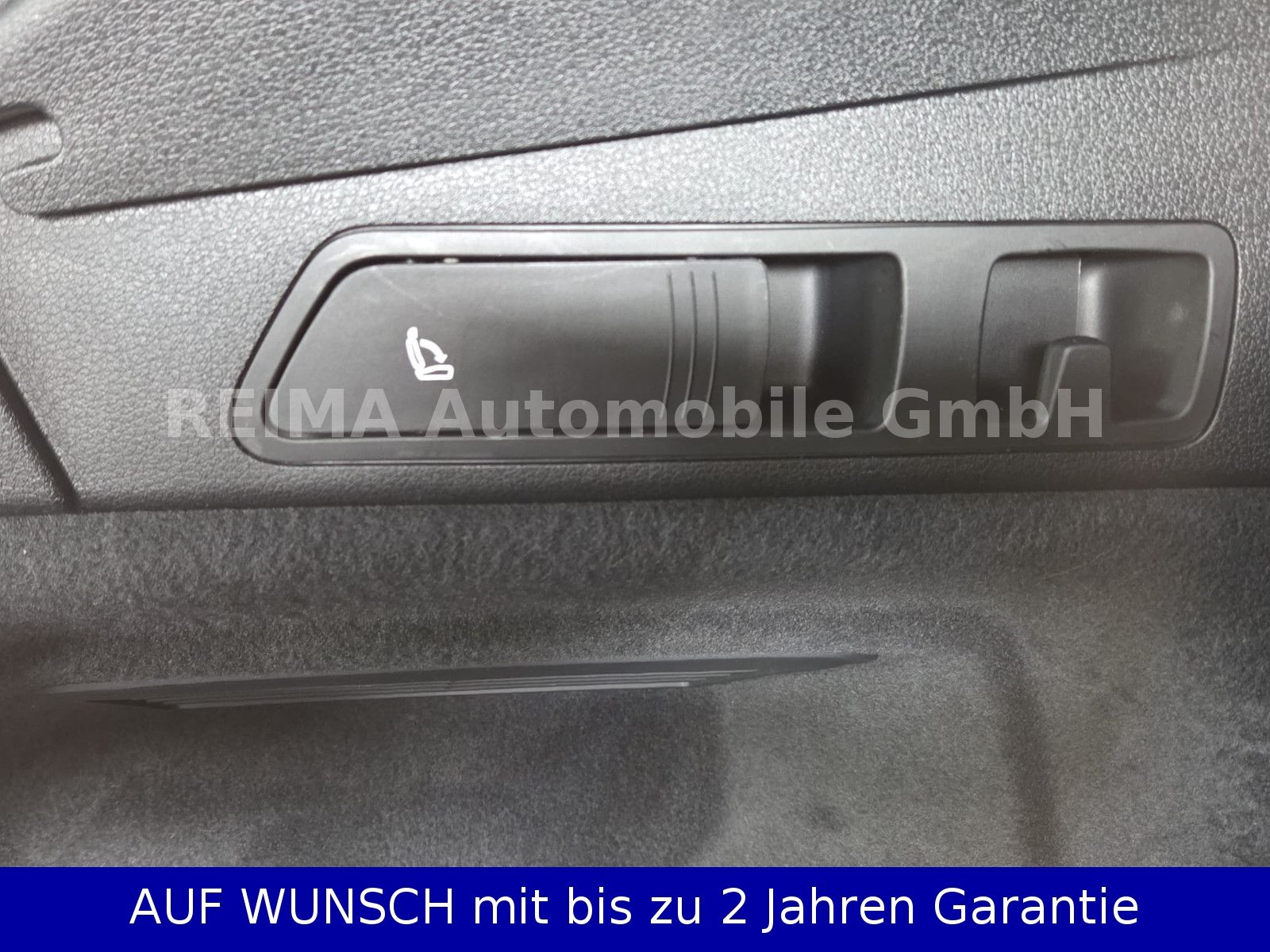 Fahrzeugabbildung Audi e-tron 55 quattro advanced, AHK, Virtual, ACC